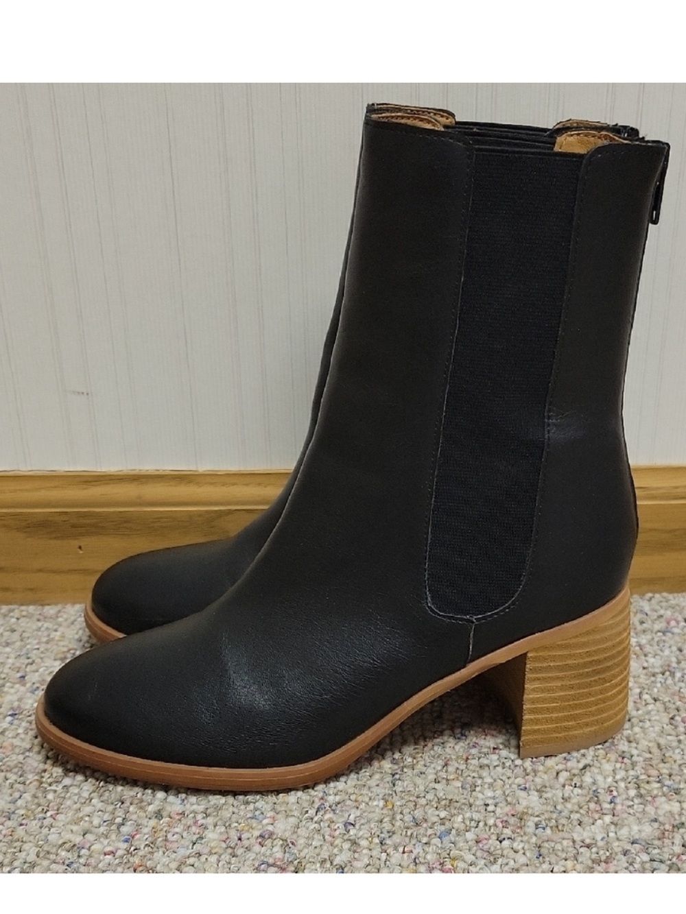 Oasis Society  Black Heeled Chelsea Boots with Block Heel Sz 7.5